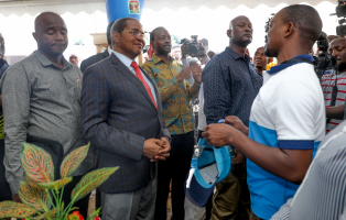 Retired President Jakaya Kikwete praises RUWASA